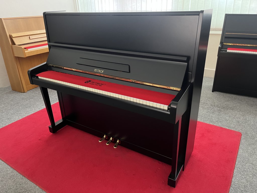 Petrof 126 Koncertino