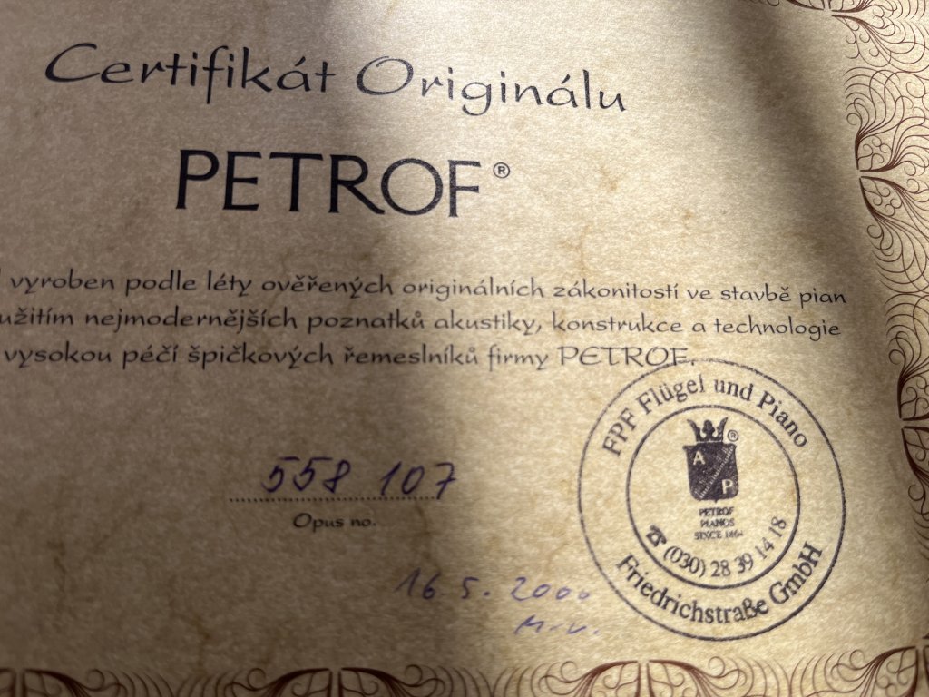 Petrof  P III M - 192 cm.  PŘIPRAVUJEME